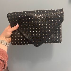 Black clutch/crossbody bag.